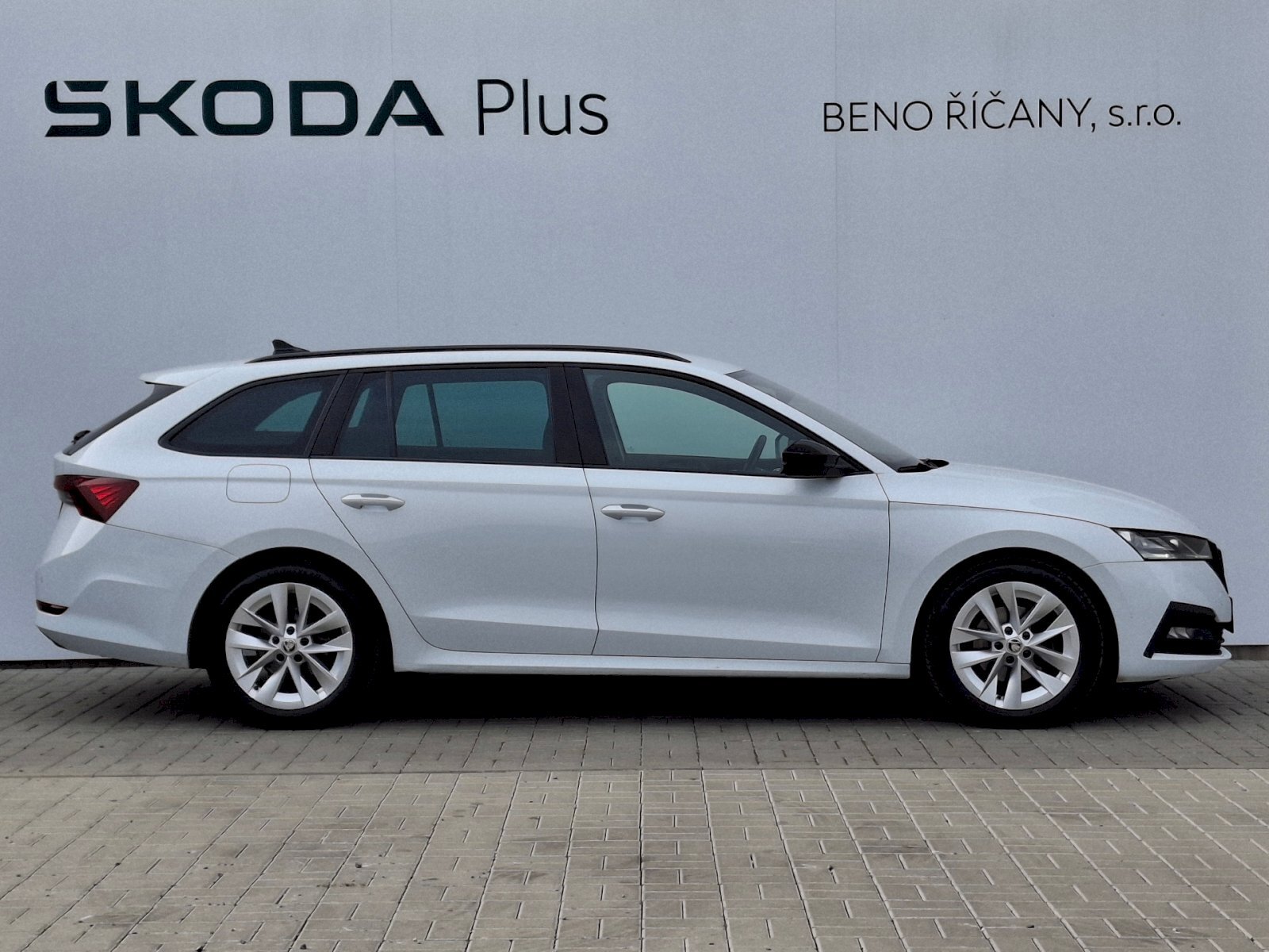 Škoda Octavia Kombi 2,0 l 85 kw