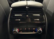 BMW Řada 6 Sedan / Limuzína 3,0 l 250 kw