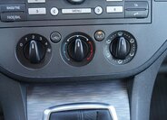 Ford C-MAX MPV 1,8 l 92 kw