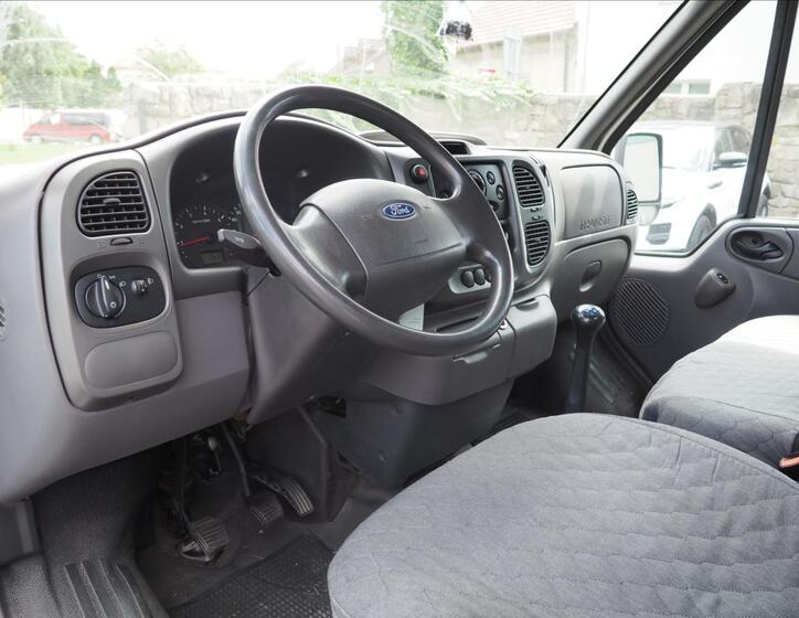 Ford Transit 7