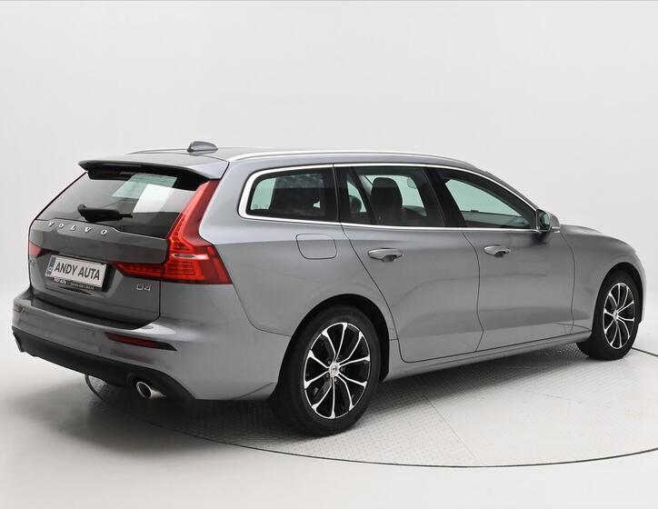 Volvo V60 5