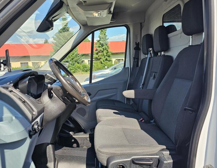 Ford Transit 16