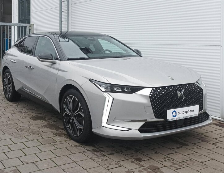 DS Automobiles DS4 Hatchback 1,2 l 96 kw