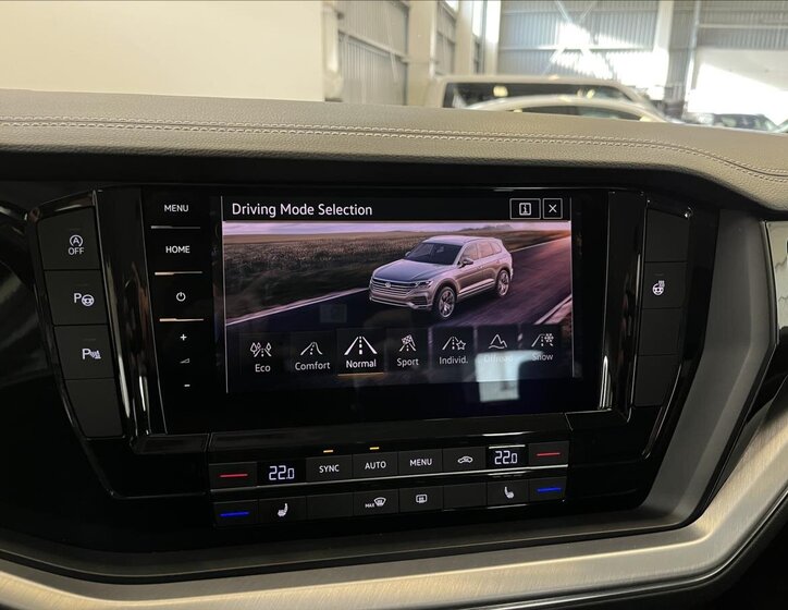 Volkswagen Touareg 7