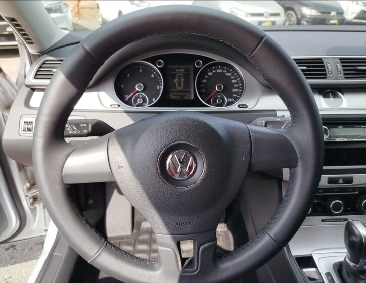 Volkswagen Passat 13