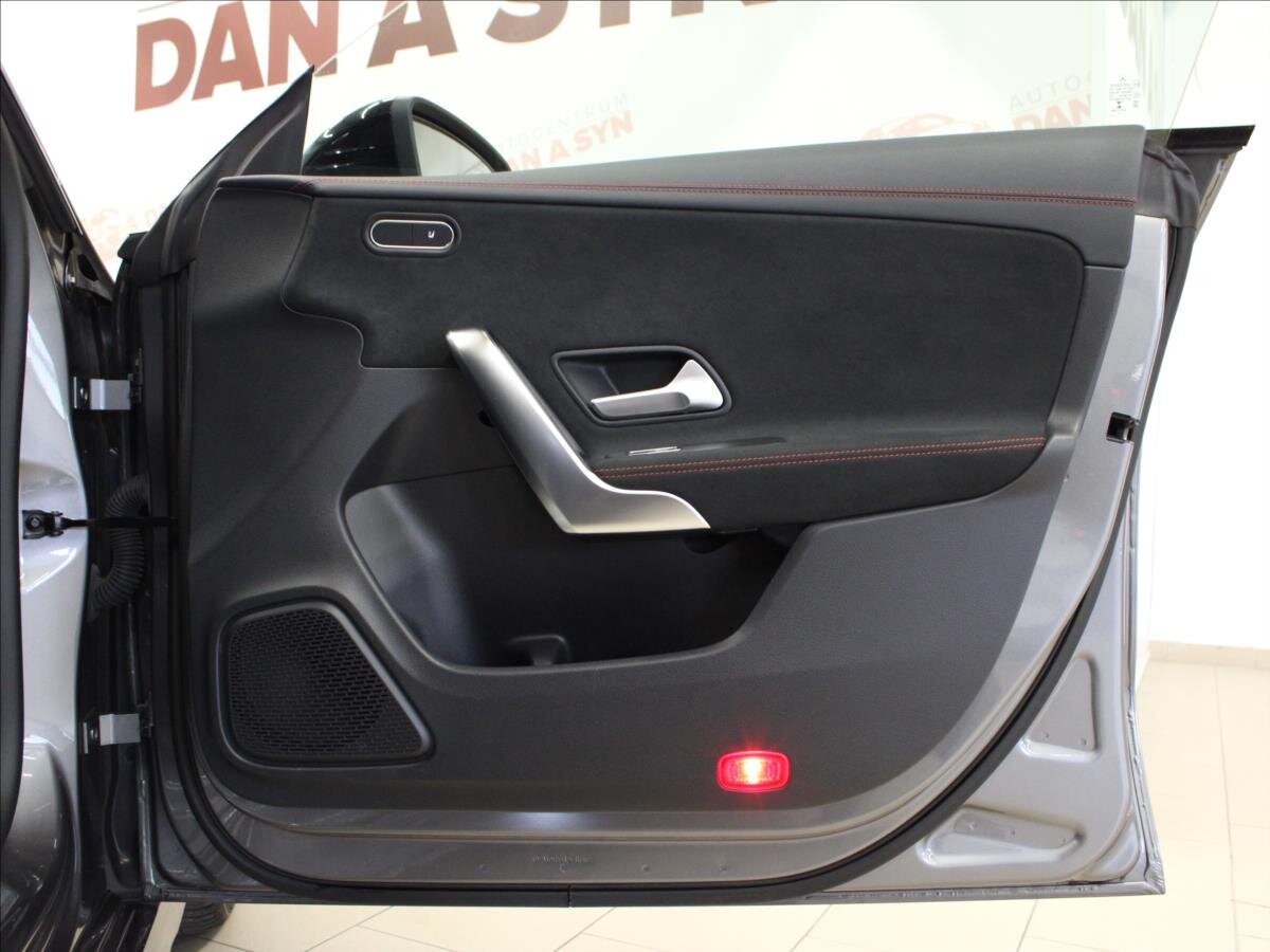 Mercedes-Benz CLA Kombi 2,0 l 140 kw