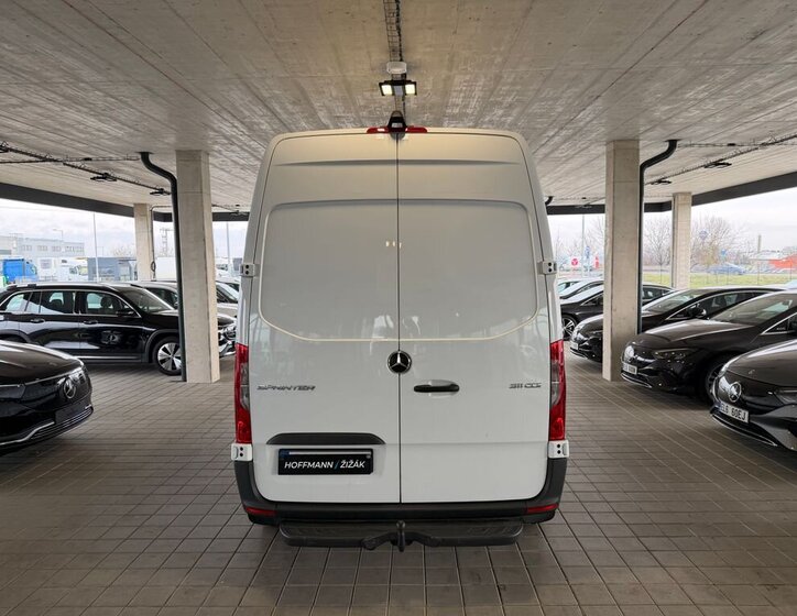 Mercedes-Benz Sprinter 6
