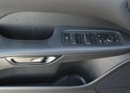 Lexus RX 350h SUV / Terénní 2,5 l 140 kw