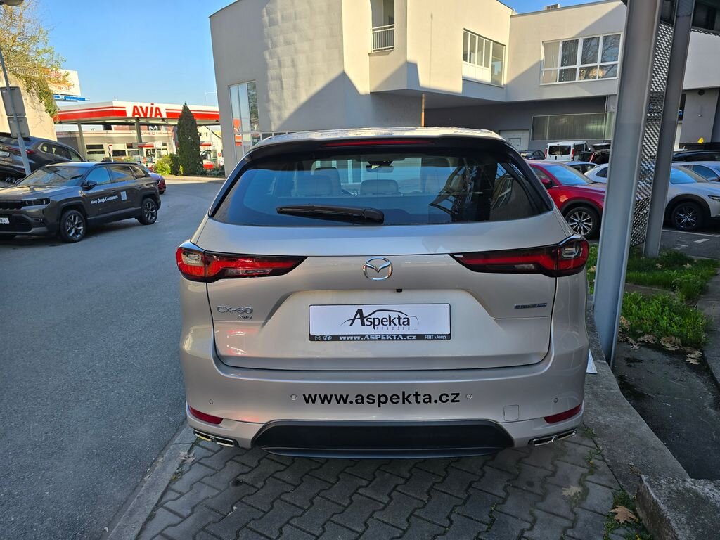 Mazda CX SUV / Terénní 2,5 l 241 kw