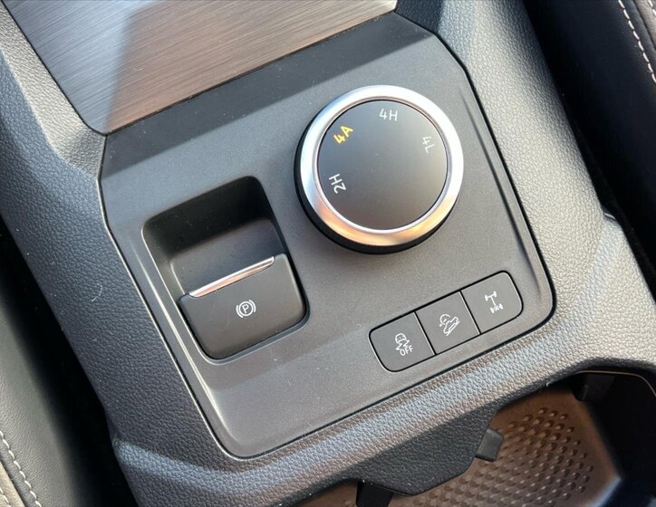 Volkswagen Amarok 27