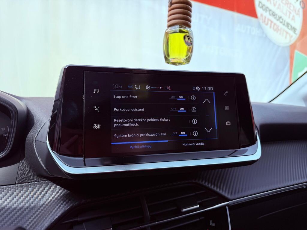 Peugeot 208 Hatchback 1,2 l 55 kw