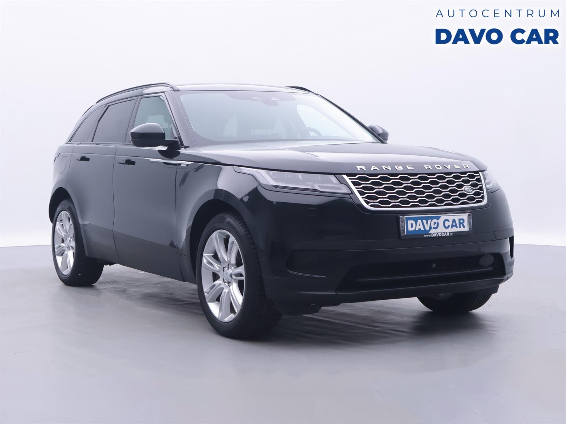 Land Rover Range Rover Velar SUV / Terénní 2,0 l 150 kw