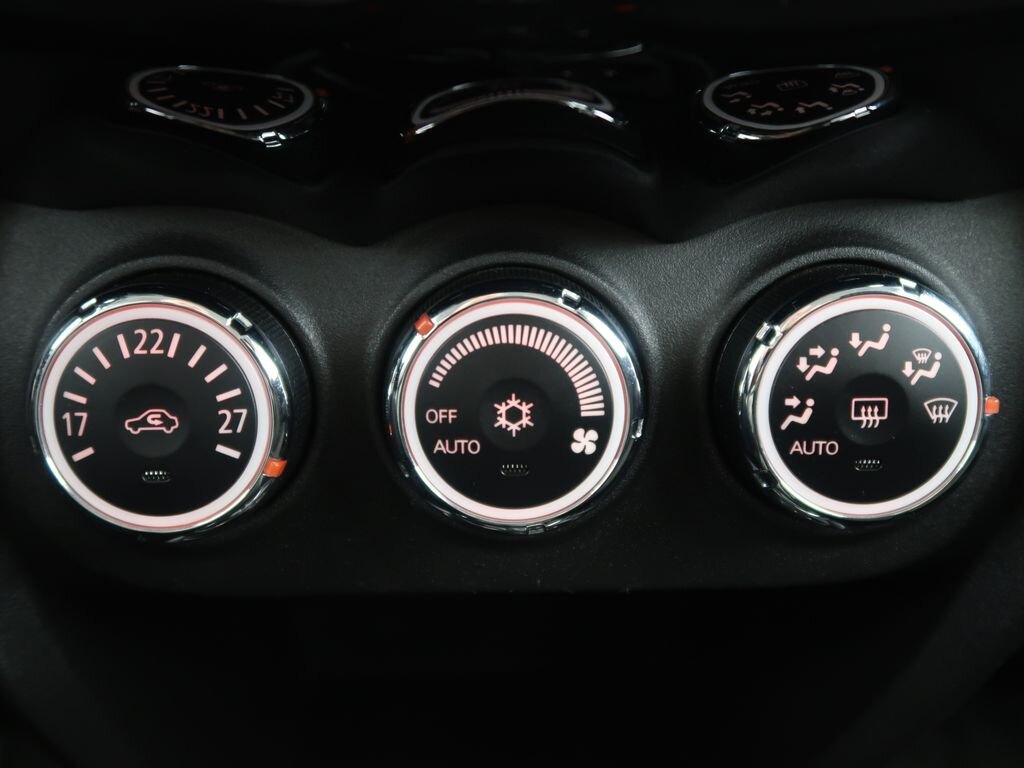 Mitsubishi ASX SUV / Terénní 1,6 l 86 kw