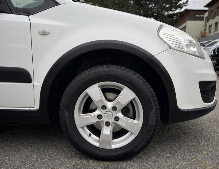 Suzuki SX4 18
