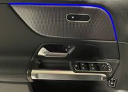 Mercedes-Benz EQB 10