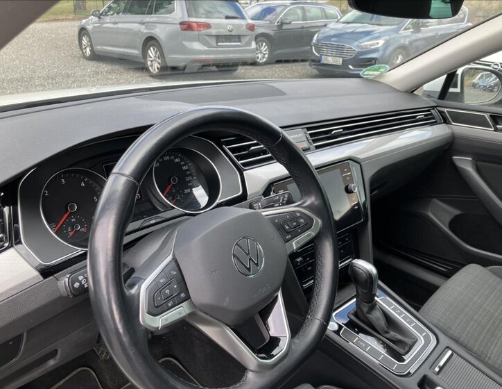Volkswagen Passat Kombi 2,0 l 90 kw
