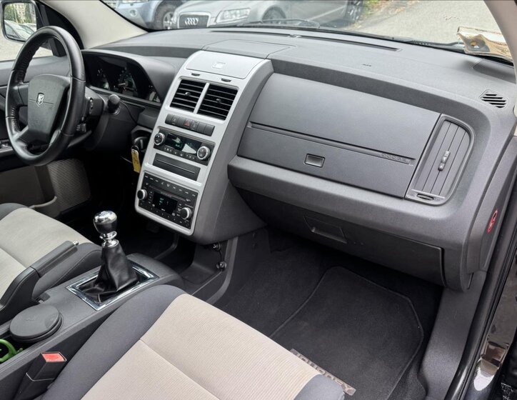 Dodge Journey MPV 2,0 l 103 kw