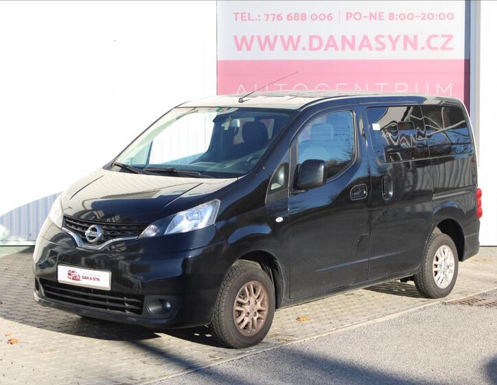 Nissan NV200 1
