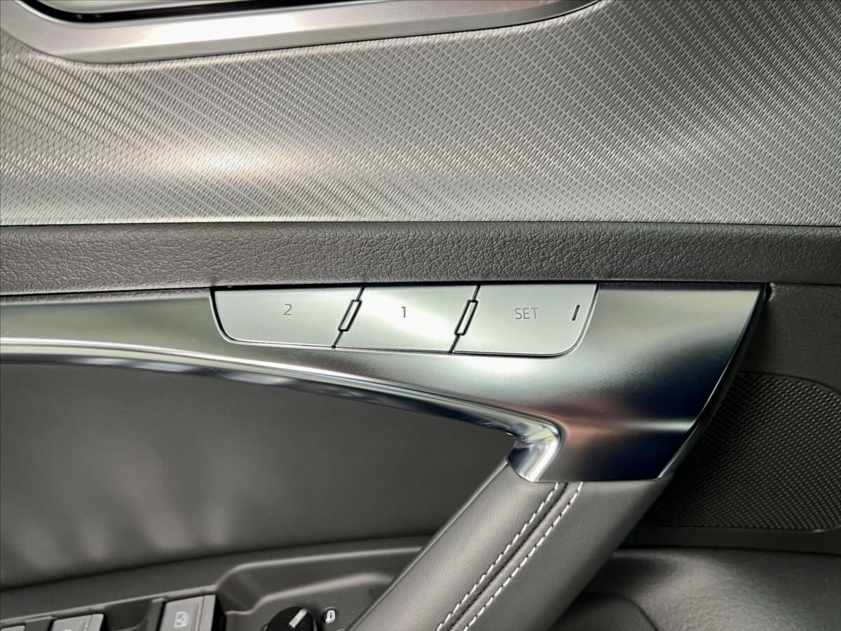 Audi A6 Allroad Kombi 3,0 l 210 kw