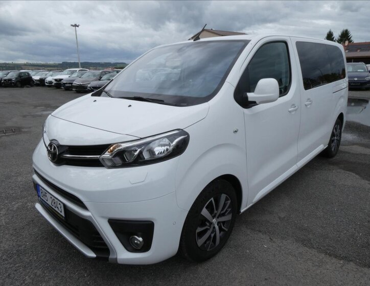 Toyota ProAce Verso Kombi 2,0 l 130 kw