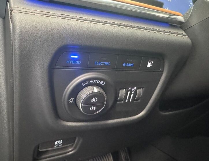 Jeep Grand Cherokee 11