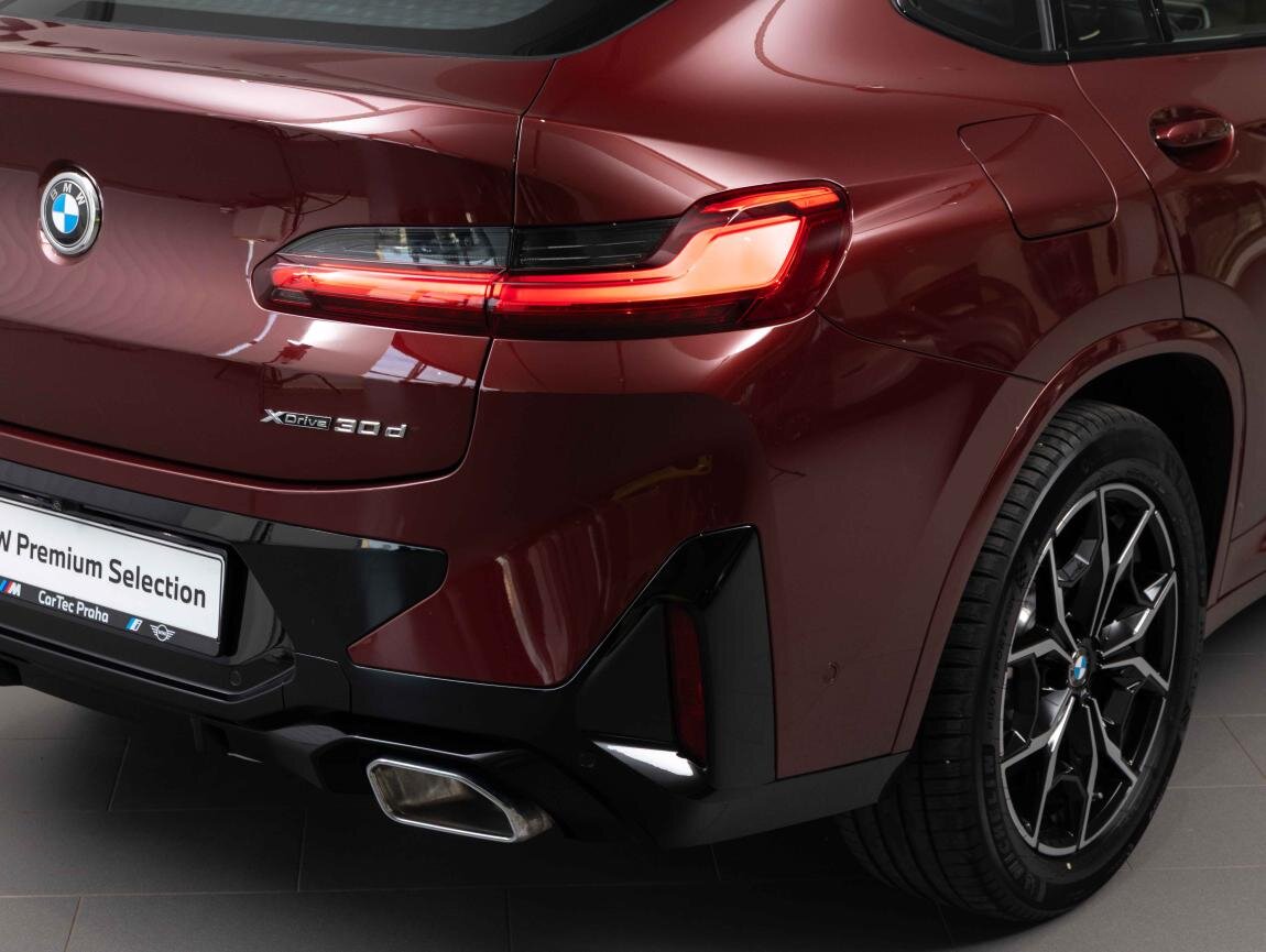 BMW X4 SUV / Terénní 3,0 l 210 kw