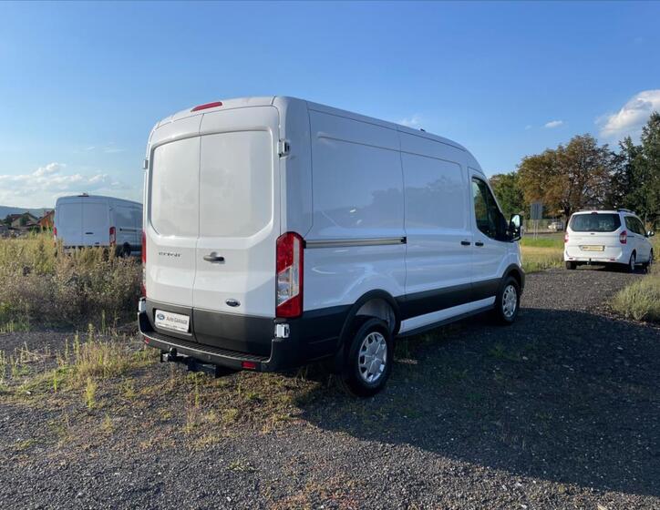 Ford Transit 7