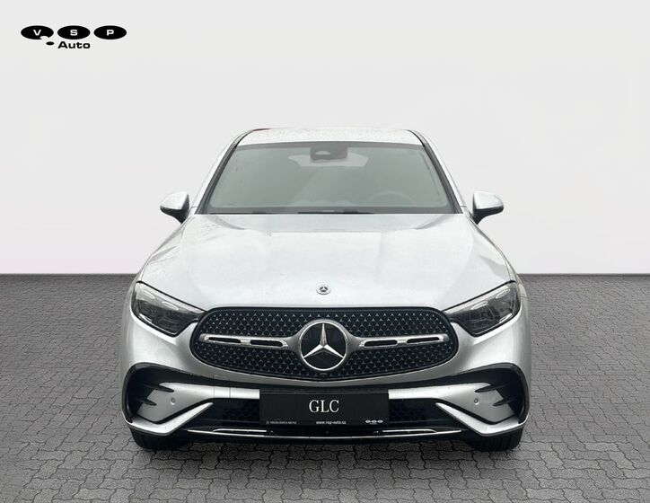 Mercedes-Benz GLC 8