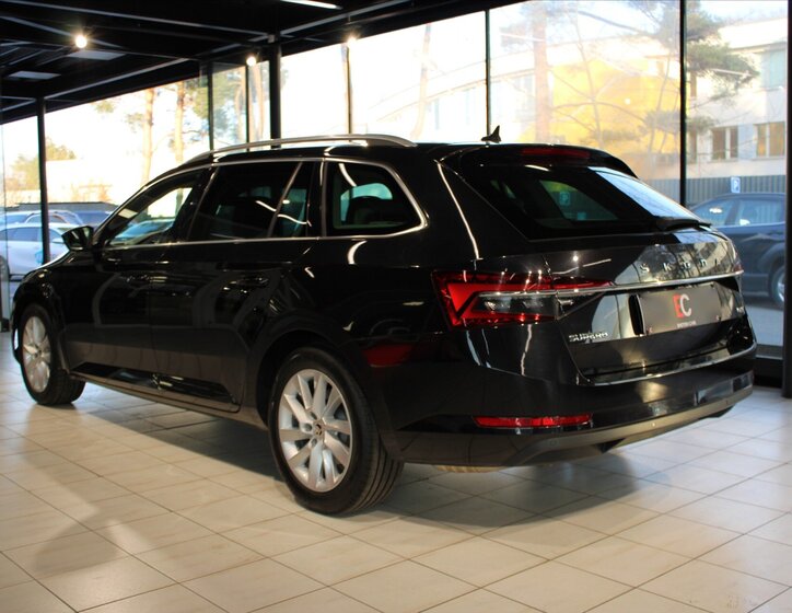 Škoda Superb Kombi 2,0 l 140 kw