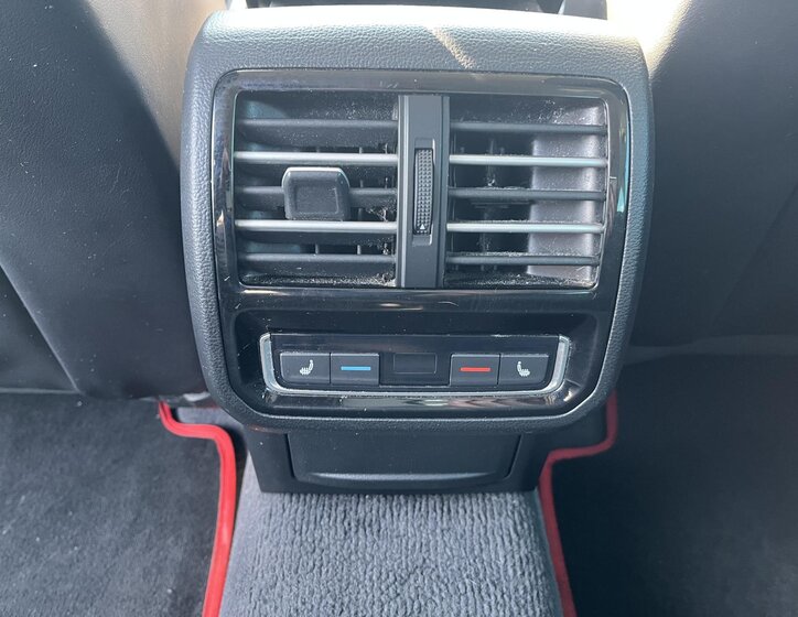 Volkswagen Passat Kombi 2,0 l 176 kw