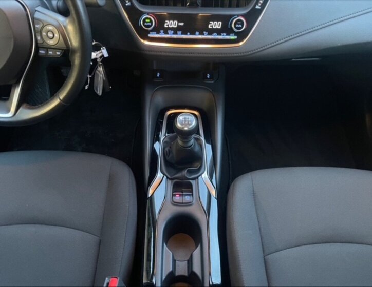 Toyota Corolla Sedan / Limuzína 1,5 l 92 kw