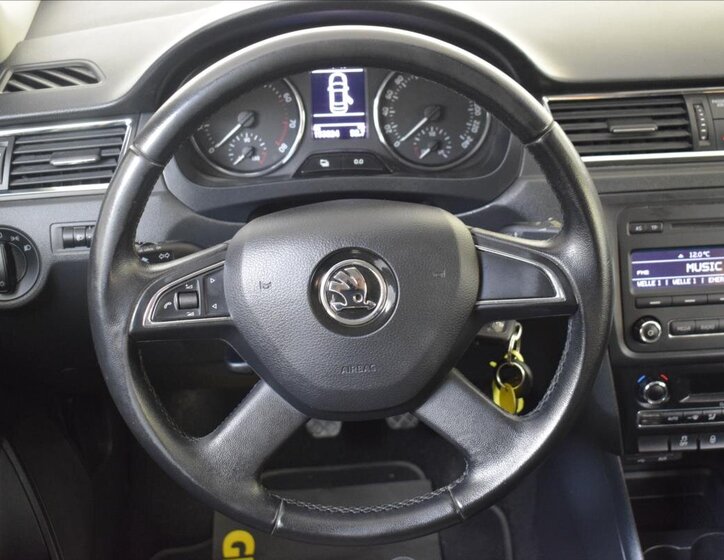 Škoda Rapid Liftback 1,2 l 77 kw