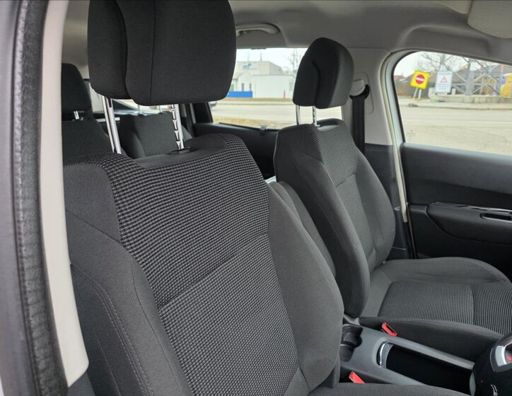 Peugeot 5008 Kombi 1,6 l 84 kw