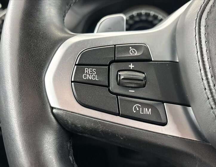 BMW X3 SUV / Terénní 2,0 l 140 kw