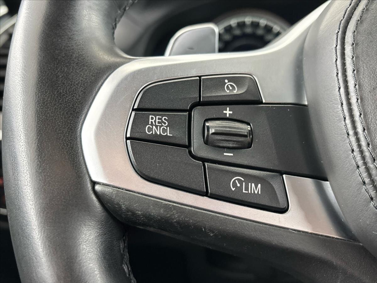 BMW X3 SUV / Terénní 2,0 l 140 kw