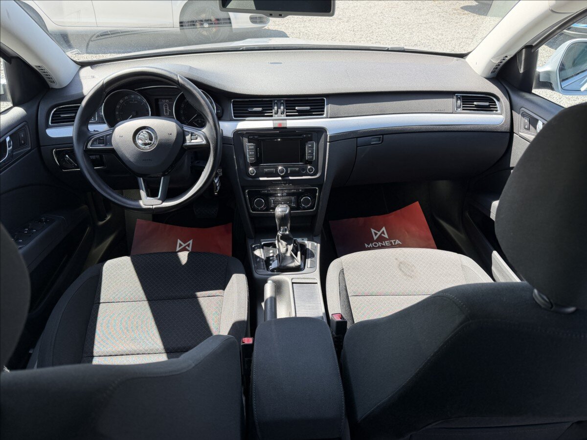 Škoda Superb Kombi 2,0 l 103 kw