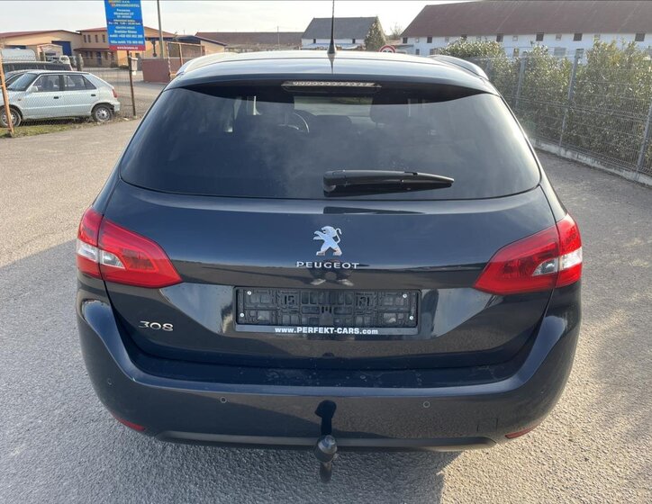 Peugeot 308 Kombi 1,5 l 96 kw