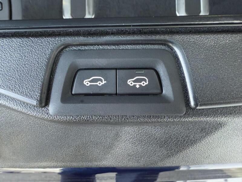 BMW X5 SUV 3,0 l 250 kw