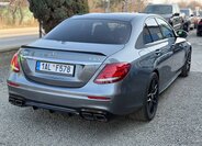 Mercedes-Benz Třídy E Sedan / Limuzína 4,0 l 420 kw