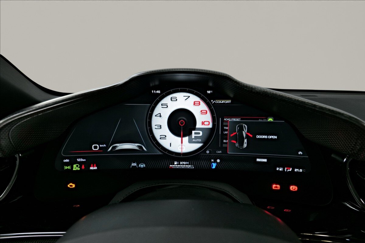 Ferrari Purosangue SUV / Terénní 6,5 l 529 kw