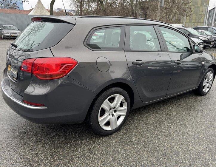 Opel Astra Kombi 1,4 l 103 kw