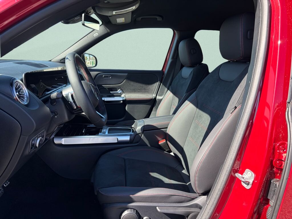 Mercedes-Benz GLB SUV / Terénní 1,5 l 120 kw