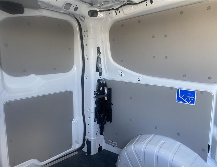 Volkswagen Transporter Skříň 2,0 l 110 kw