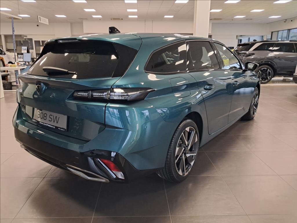 Peugeot 308 Kombi 1,2 l 100 kw