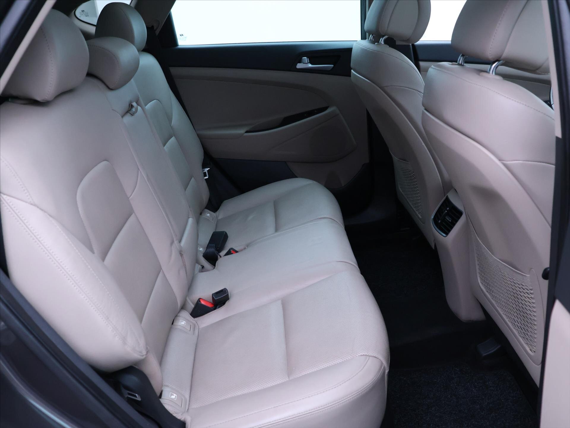 Hyundai Tucson SUV 2,0 l 136 kw