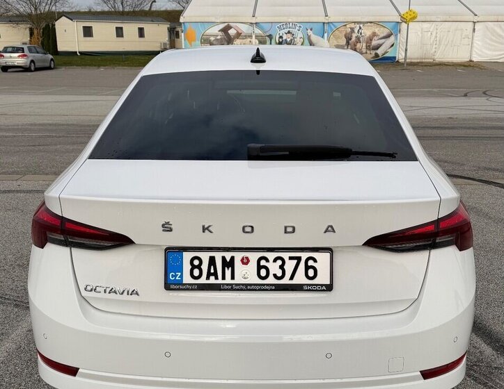 Škoda Octavia 16
