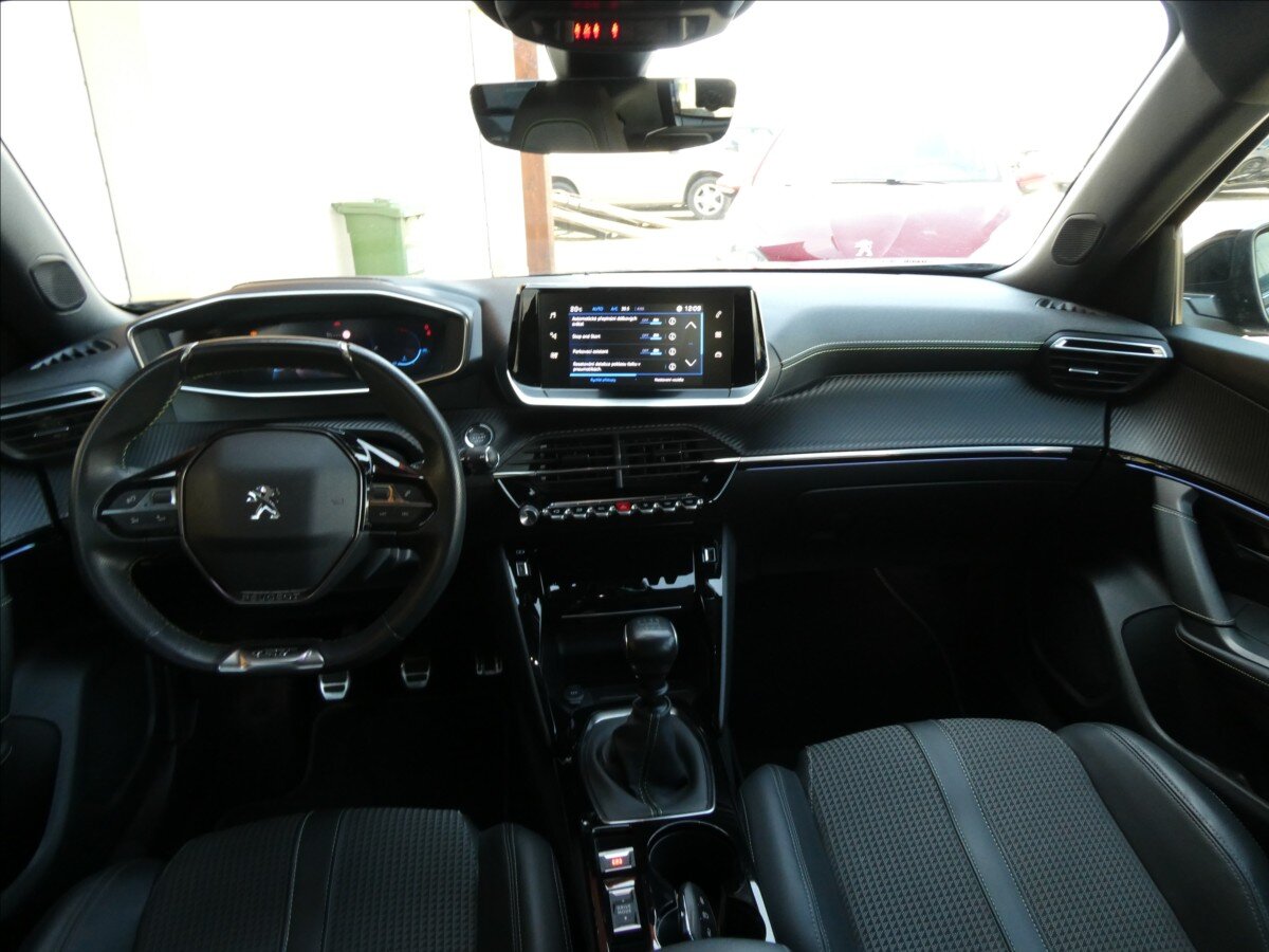 Peugeot 2008 SUV / Terénní 1,2 l 96 kw