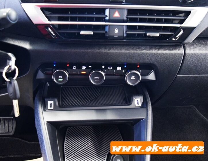 Citroën C4 X Liftback 1,2 l 96 kw