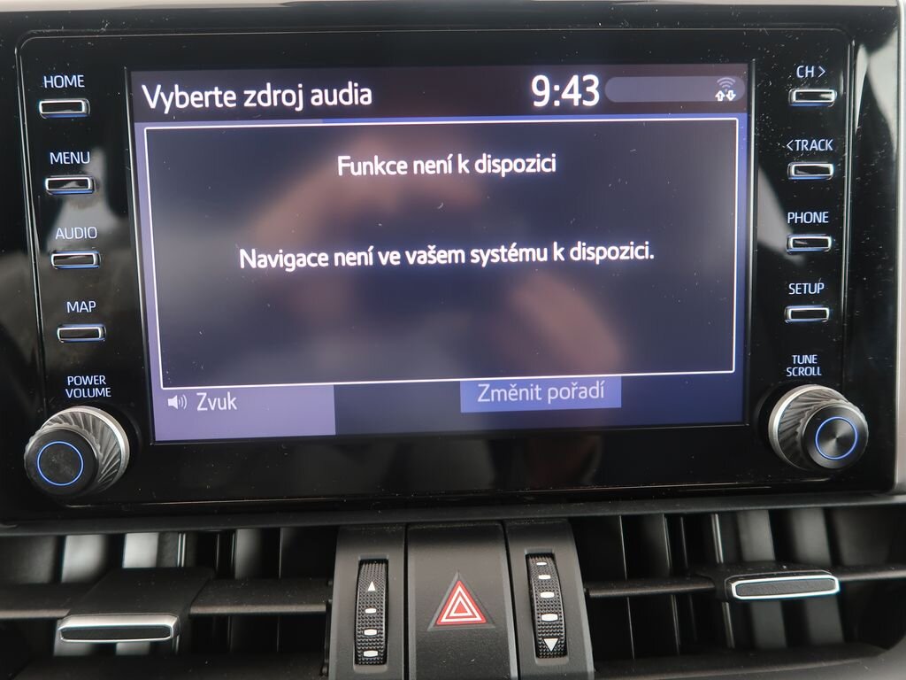 Toyota RAV4 SUV / Terénní 2,5 l 131 kw