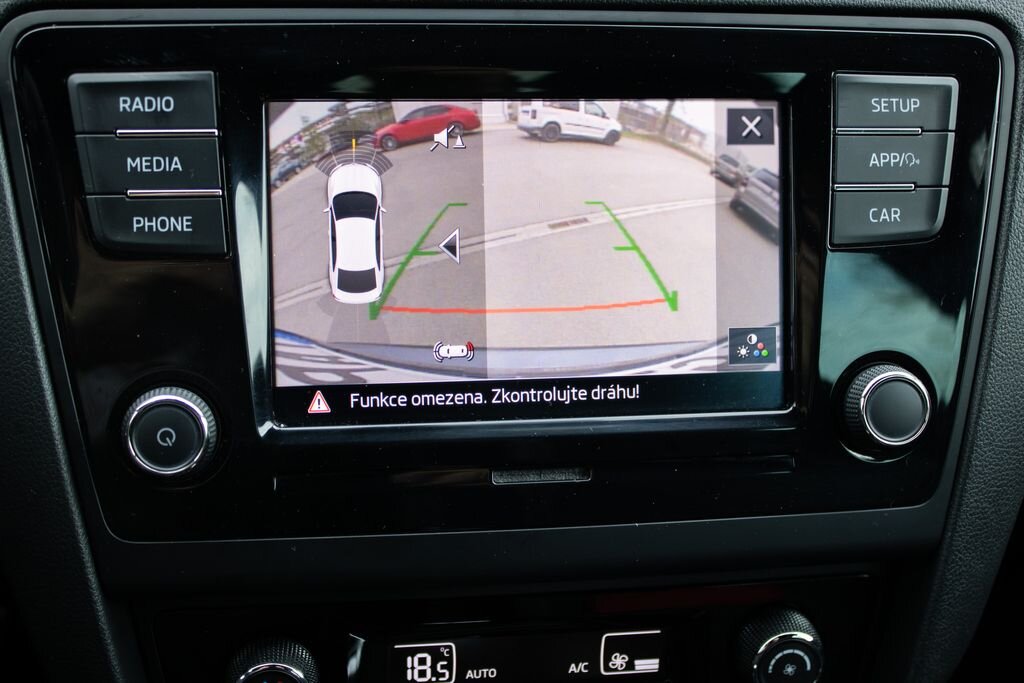 Škoda Rapid Sedan / Limuzína 999,0 81 kw